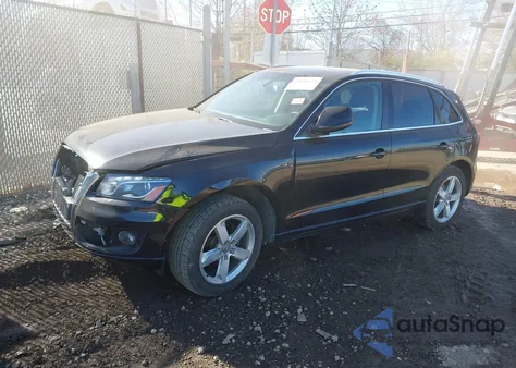 2011 Audi Q5 2.0T Premium z USA, uszkodzony, nr VIN WA1LFAFP2BA071083